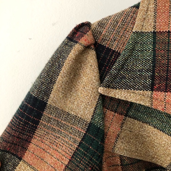 Vintage plaid coat - Picture 4 of 12